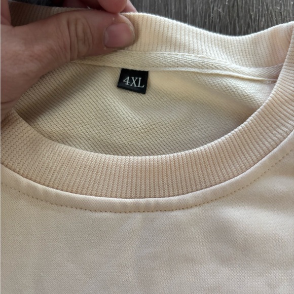 Cream Crew Neck Tee 4XL Halloweentown - Picture 2 of 2